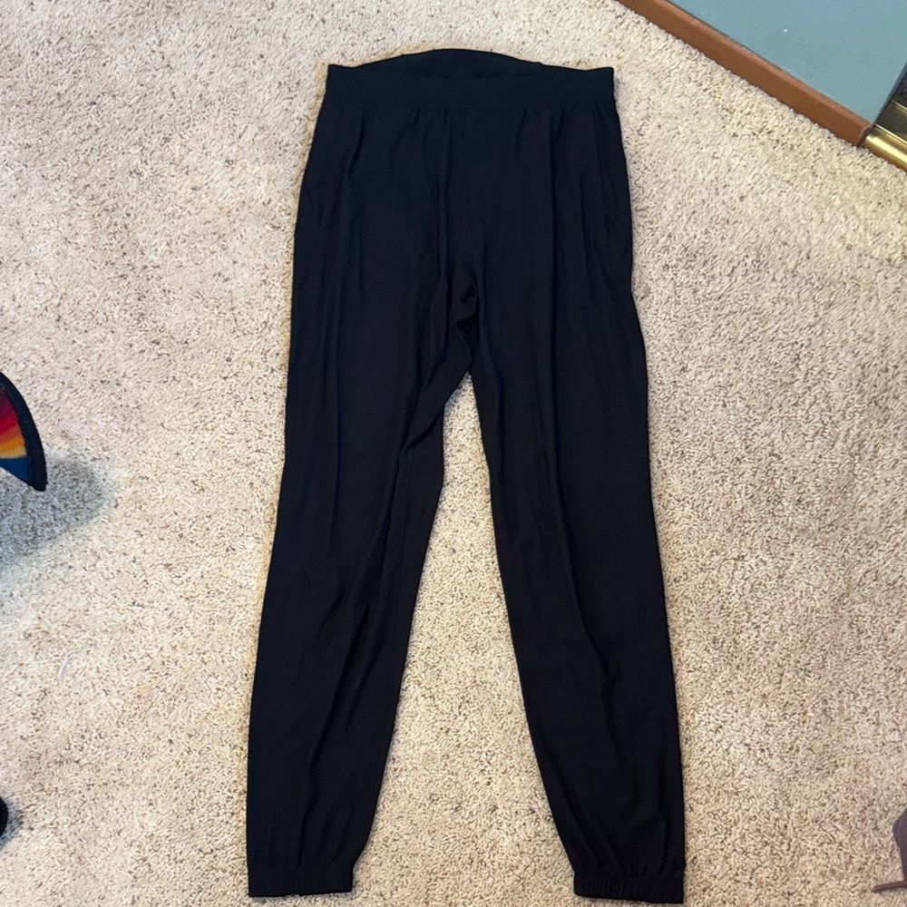 Lululemon men’s joggers size Small